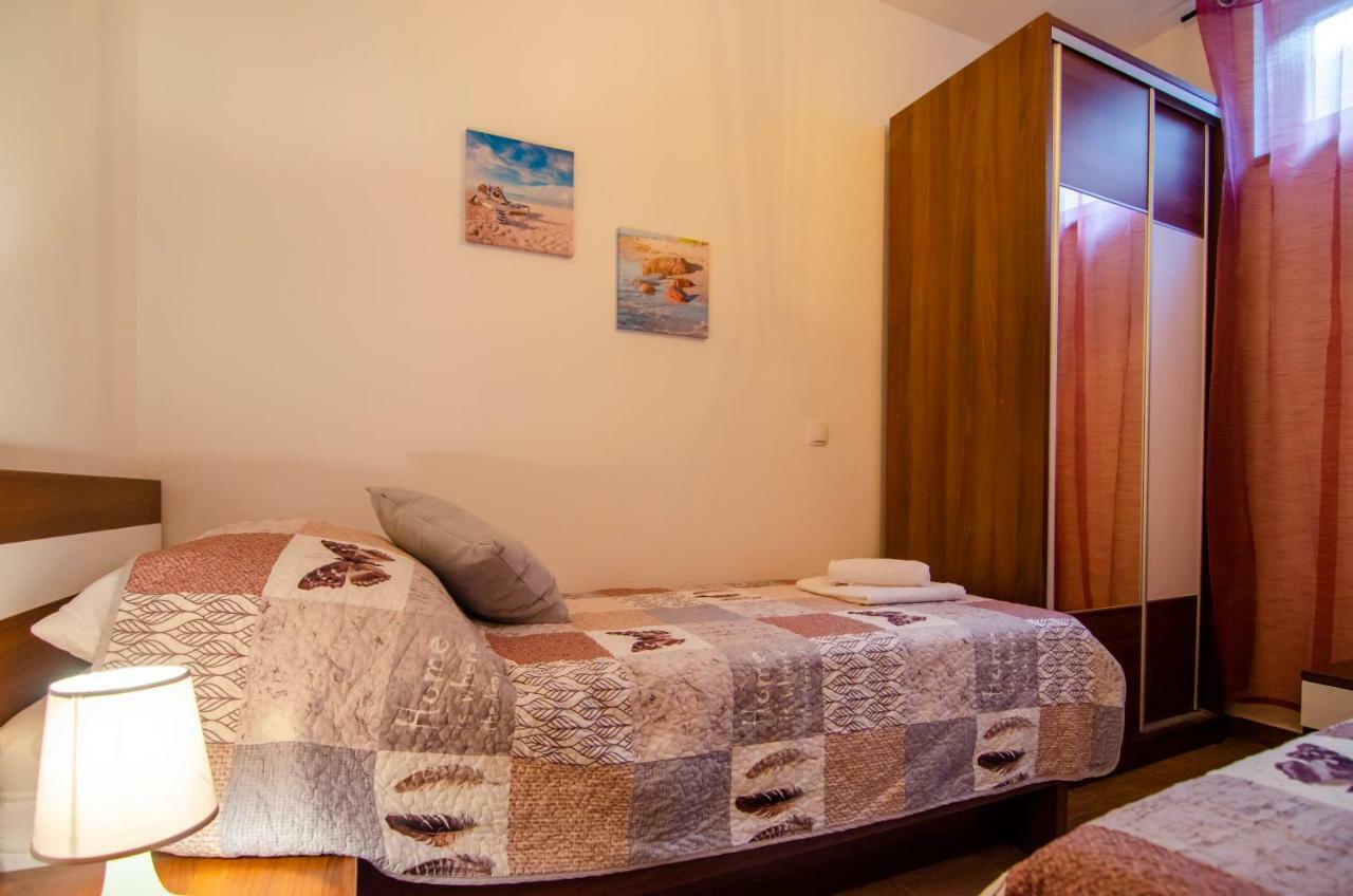 Apartments Sara 4 Bol Zewnętrze zdjęcie