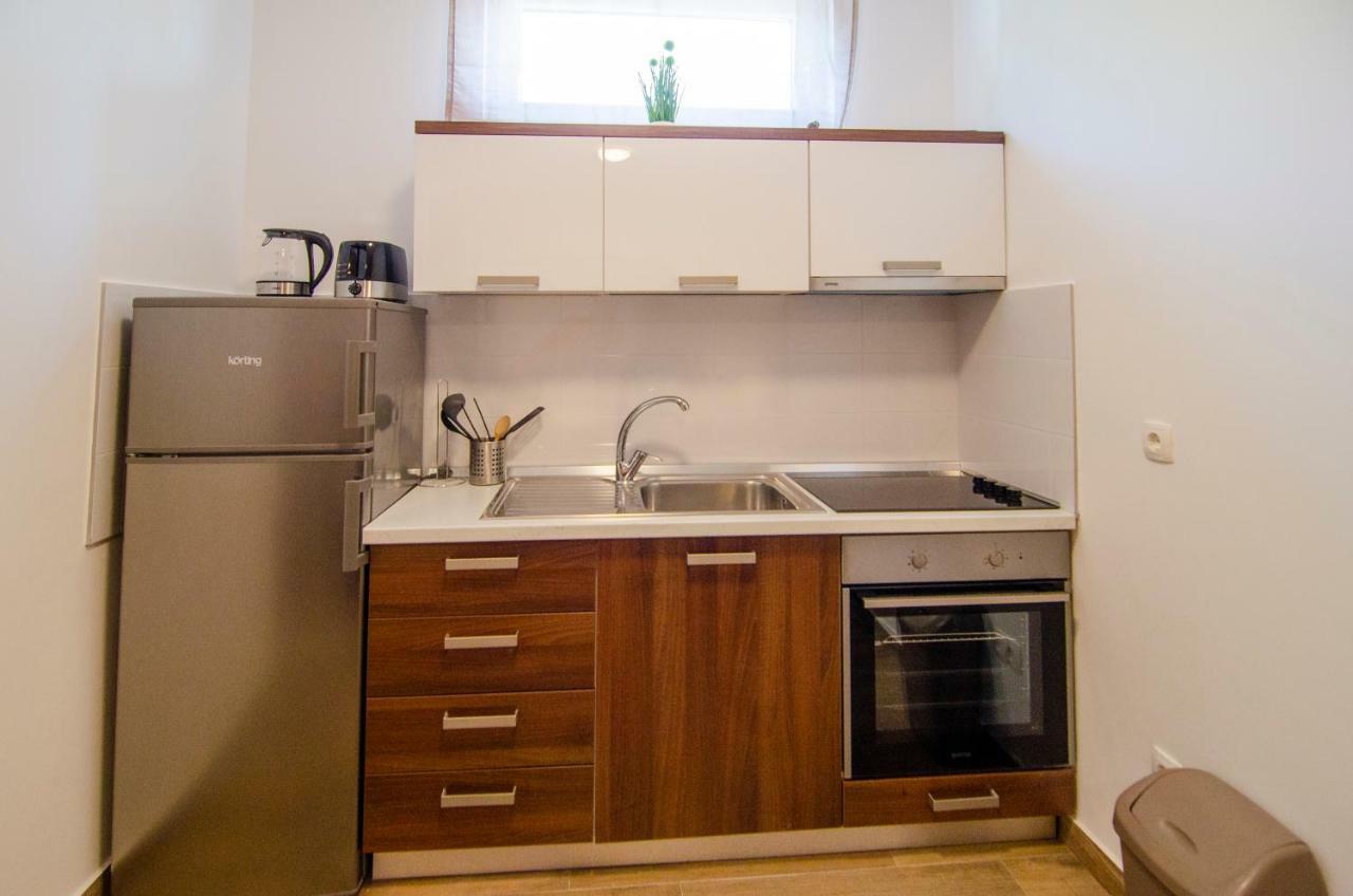 Apartments Sara 4 Bol Zewnętrze zdjęcie