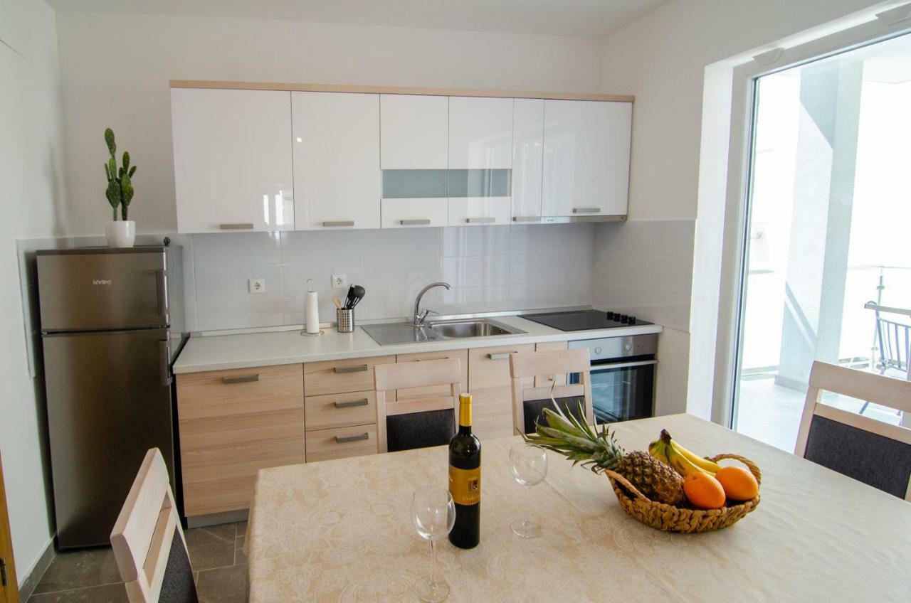 Apartments Sara 4 Bol Zewnętrze zdjęcie