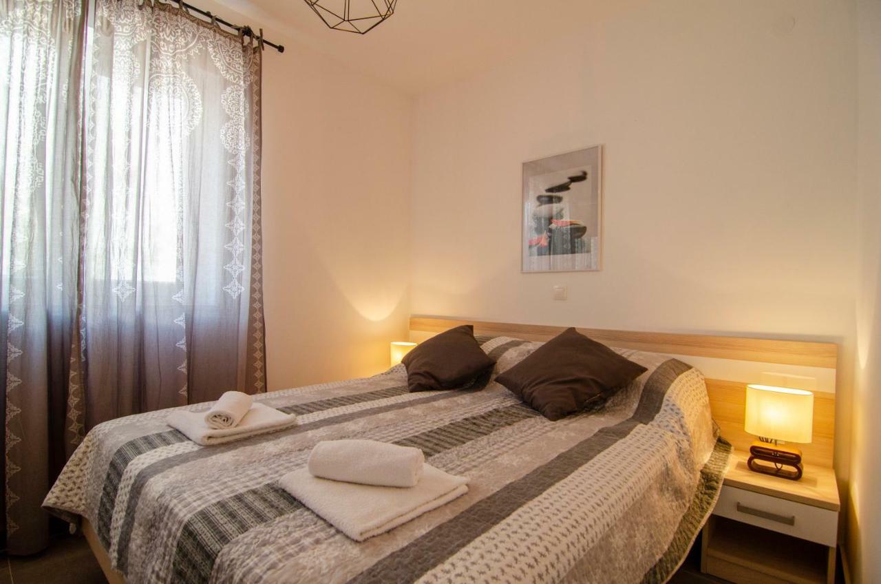 Apartments Sara 4 Bol Zewnętrze zdjęcie