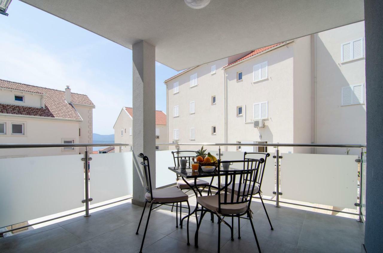 Apartments Sara 4 Bol Zewnętrze zdjęcie